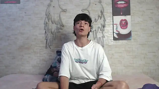 axel milo kairo and noa online show from March 7, 2026, 9:01 pm