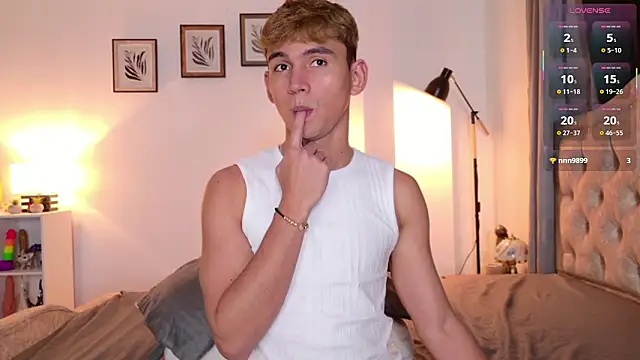 Snapshot of estebanperez_26 chatting on February 3, 2026, 2:53 am estebanperez 26 online show from February 3, 2026, 2:53 am