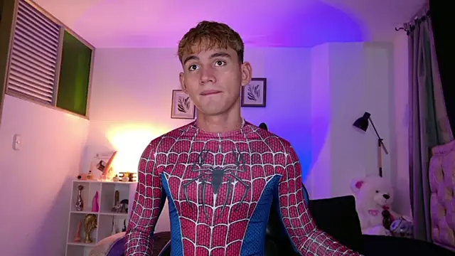 Snapshot of estebanperez_26 chatting on February 18, 2026, 10:55 am estebanperez 26 online show from February 18, 2026, 10:55 am