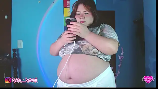 Snapshot of Nyaa_kawaii chatting on December 17, 2025, 2:45 pm Nyaa kawaii online show from December 17, 2025, 2:45 pm