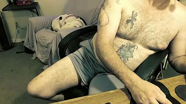 Snapshot of MrBigginTX chatting on February 9, 2026, 11:14 am MrBigginTX online show from February 9, 2026, 11:14 am