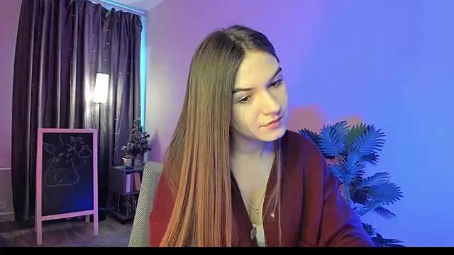 luna lust 212 online show from February 9, 2026, 4:27 am