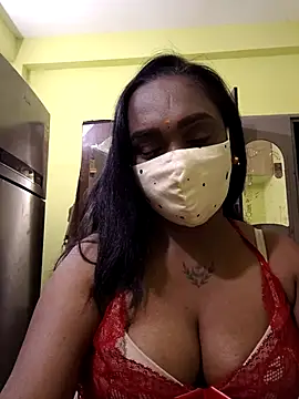 Snapshot of Dharshini98 chatting on February 11, 2026, 3:33 am Dharshini98 online show from February 11, 2026, 3:33 am