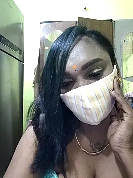 Snapshot of Dharshini98 chatting on February 28, 2026, 8:32 pm Dharshini98 online show from February 28, 2026, 8:32 pm