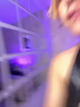 Snapshot of NinaSakura_Eup chatting on February 4, 2026, 5:08 pm NinaSakura Eup online show from February 4, 2026, 5:08 pm