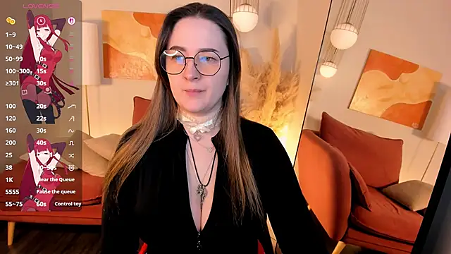 EmmaBloomm online show from February 10, 2026, 10:03 pm