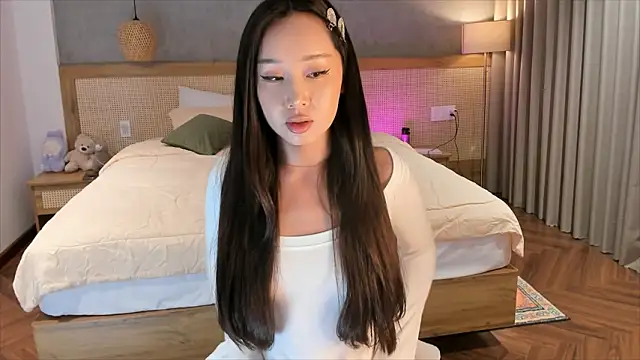 Snapshot of notyoursammy chatting on March 3, 2026, 7:47 am notyoursammy online show from March 3, 2026, 7:47 am