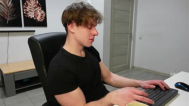 Charles Dreams online show from February 13, 2026, 7:32 pm