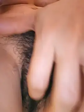 Snapshot of Lousii chatting on February 20, 2026, 4:42 am Lousii online show from February 20, 2026, 4:42 am