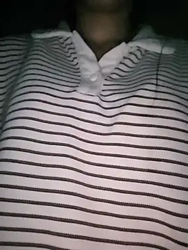 Snapshot of Lousii chatting on February 24, 2026, 2:42 am Lousii online show from February 24, 2026, 2:42 am