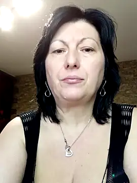 Snapshot of LeillaaX chatting on March 3, 2026, 6:30 am LeillaaX online show from March 3, 2026, 6:30 am