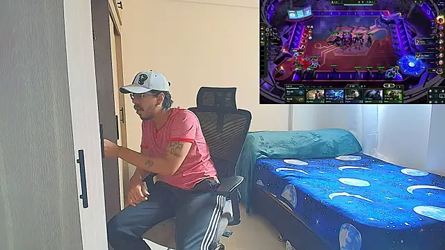 naitt  online show from December 16, 2025, 1:27 pm