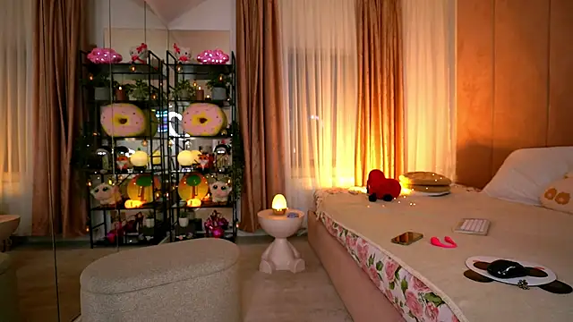 Snapshot of oh_M_God chatting on February 26, 2026, 7:35 pm oh M God online show from February 26, 2026, 7:35 pm