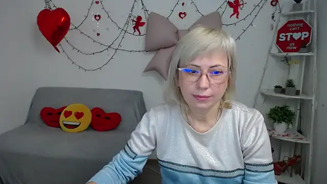 Snapshot of LaurenWishy chatting on February 10, 2026, 7:34 am LaurenWishy online show from February 10, 2026, 7:34 am