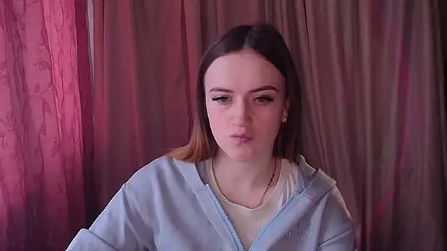 Illa May online show from February 5, 2026, 8:30 am