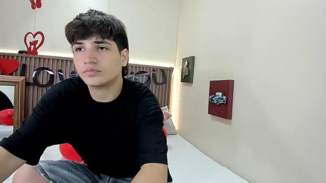 JakeSummer  online show from February 16, 2026, 7:32 pm