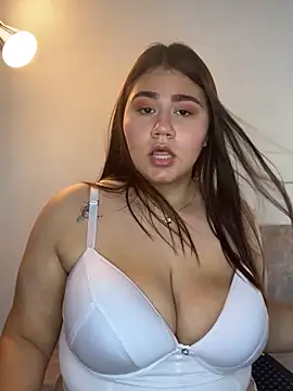 Snapshot of _Pamela_1 chatting on February 1, 2026, 2:43 am Pamela 1 online show from February 1, 2026, 2:43 am