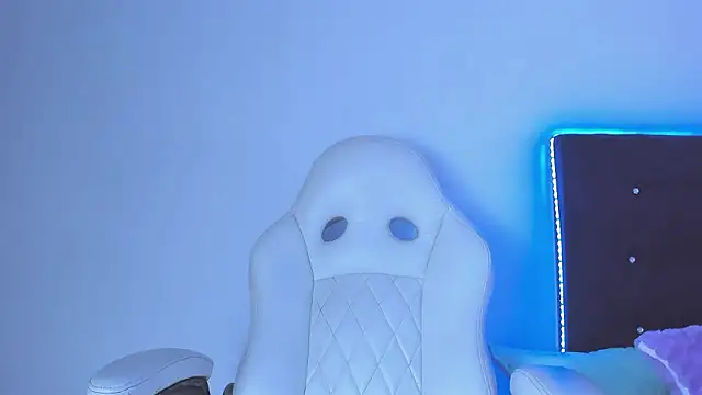 veronicaa squirt online show from February 21, 2026, 4:13 am