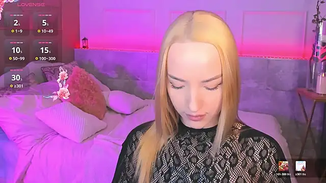 Snapshot of MarquiseMuse chatting on February 24, 2026, 6:22 am MarquiseMuse online show from February 24, 2026, 6:22 am