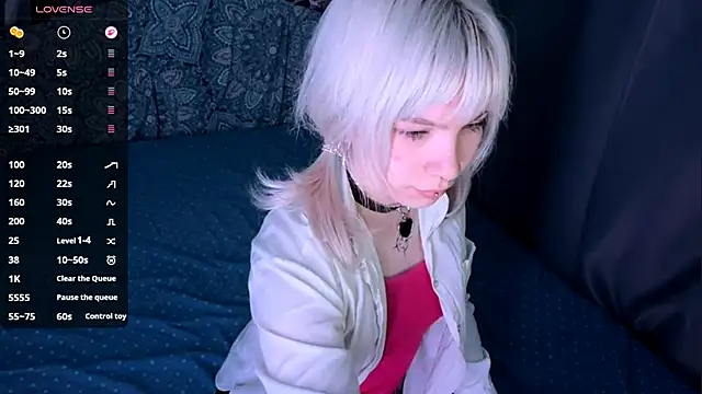 Snapshot of LolaDollyMur chatting on December 3, 2025, 7:12 pm LolaDollyMur online show from December 3, 2025, 7:12 pm