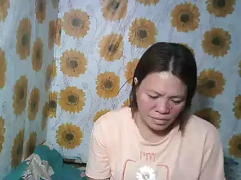 Snapshot of Smilinglovely chatting on February 3, 2026, 2:53 am Smilinglovely online show from February 3, 2026, 2:53 am