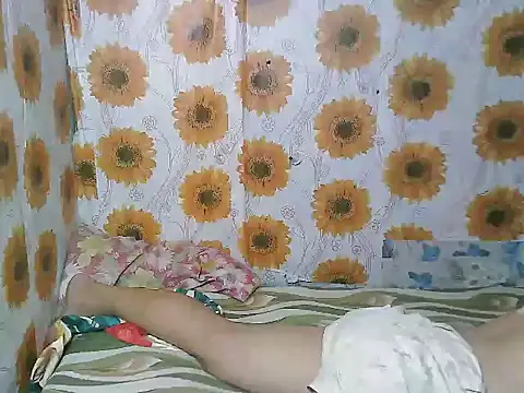 Snapshot of Smilinglovely chatting on February 21, 2026, 6:14 am Smilinglovely online show from February 21, 2026, 6:14 am