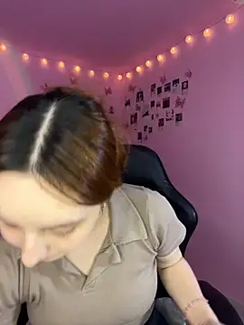 Davne  online show from February 1, 2026, 12:42 am