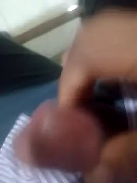 LovelyHughes online show from March 4, 2026, 6:14 pm