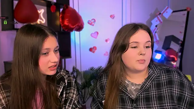 candy flossie1 online show from February 24, 2026, 7:56 pm