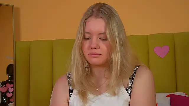 Snapshot of EmilyEvanse chatting on February 15, 2026, 6:21 am EmilyEvanse online show from February 15, 2026, 6:21 am