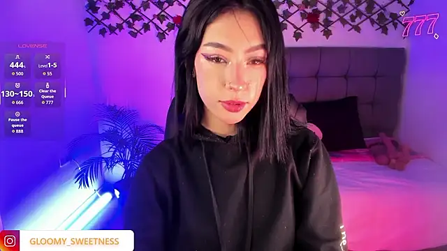 Ounla Sweet online show from February 9, 2026, 1:09 am