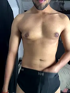 Snapshot of fitboy_xxx chatting on January 5, 2026, 10:46 pm fitboy xxx online show from January 5, 2026, 10:46 pm