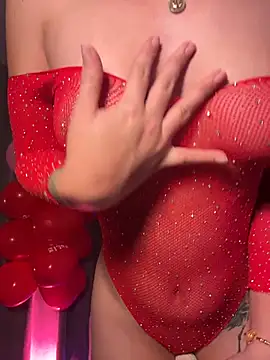 Snapshot of Sara_Rose__ chatting on February 19, 2026, 11:23 pm Sara Rose online show from February 19, 2026, 11:23 pm