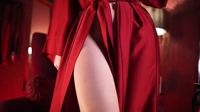 Snapshot of Roxa_Lana chatting on February 17, 2026, 9:10 pm Roxa Lana online show from February 17, 2026, 9:10 pm