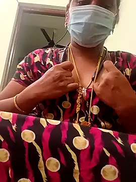 Snapshot of Tamil_Pallavi chatting on December 5, 2025, 9:29 am Tamil Pallavi online show from December 5, 2025, 9:29 am