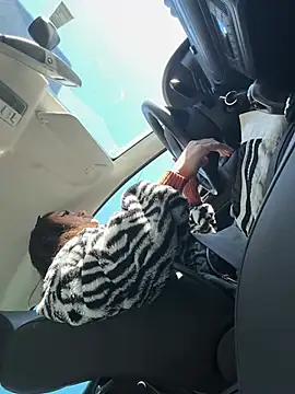 SiennaLuxexx online show from February 12, 2026, 11:49 am