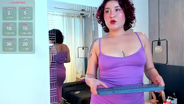 Snapshot of MissSavage_ chatting on January 18, 2026, 7:17 pm MissSavage online show from January 18, 2026, 7:17 pm