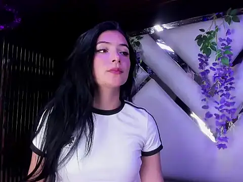 Snapshot of liinzy_rouse69 chatting on February 28, 2026, 2:51 pm liinzy rouse69 online show from February 28, 2026, 2:51 pm