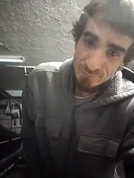 Snapshot of bigjohnson2914 chatting on December 23, 2025, 7:28 am bigjohnson2914 online show from December 23, 2025, 7:28 am