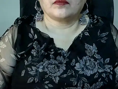 Snapshot of Soniya_Sha chatting on March 1, 2026, 5:48 pm Soniya Sha online show from March 1, 2026, 5:48 pm