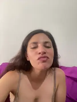 Snapshot of Marestrella-25 chatting on February 5, 2026, 2:00 pm Marestrella-25 online show from February 5, 2026, 2:00 pm