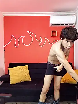 Neo Twink online show from January 13, 2026, 7:08 pm