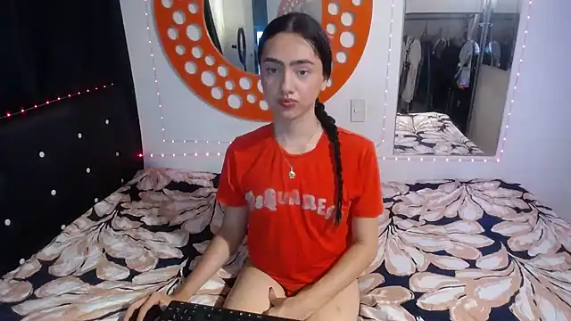 Snapshot of Kammy_Candy chatting on January 7, 2026, 1:08 am Kammy Candy online show from January 7, 2026, 1:08 am