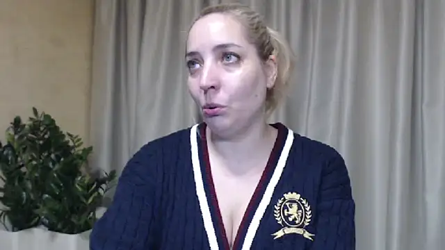 sweetpussy online show from February 12, 2026, 11:05 am