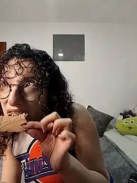 little  ammy online show from February 5, 2026, 2:16 am