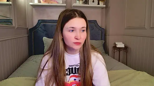 Snapshot of Lina_Sinerz chatting on February 22, 2026, 3:32 pm Lina Sinerz online show from February 22, 2026, 3:32 pm