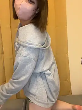 Snapshot of Nemo_01 chatting on March 3, 2026, 12:17 am Nemo 01 online show from March 3, 2026, 12:17 am