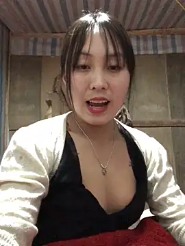 Snapshot of bae-asian chatting on February 12, 2026, 12:33 pm bae-asian online show from February 12, 2026, 12:33 pm