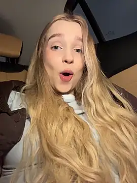 Snapshot of -teenytiny- chatting on January 11, 2026, 7:08 pm -teenytiny- online show from January 11, 2026, 7:08 pm