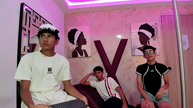 SWEET RABBIT1 online show from January 14, 2026, 8:14 pm